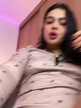 Snapshot of DulceDuarte chatting on January 15, 2026, 6:29 am DulceDuarte online show from January 15, 2026, 6:29 am