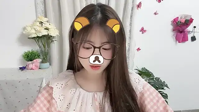 Amelia-babee online show from May 25, 2026, 12:33 pm