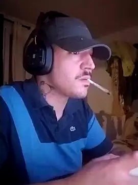 Snapshot of JuicyBigcock@xh chatting on December 15, 2025, 2:38 am JuicyBigcockxh online show from December 15, 2025, 2:38 am