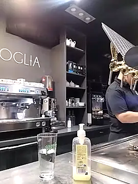 Snapshot of JuicyBigcock@xh chatting on February 17, 2026, 8:04 pm JuicyBigcockxh online show from February 17, 2026, 8:04 pm