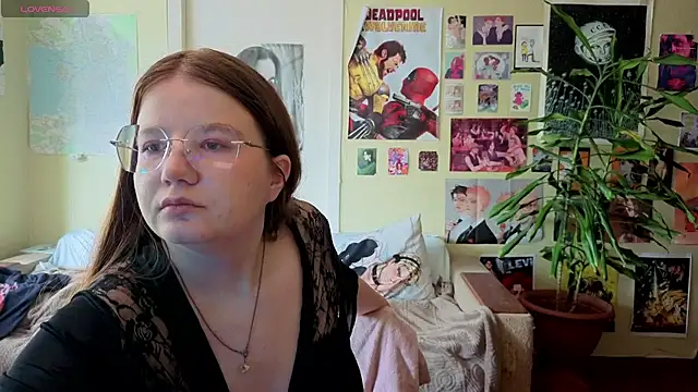 Sienna-Cow online show from September 17, 2025, 10:39 am