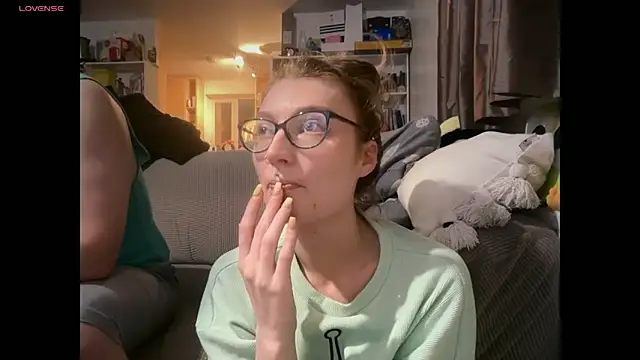 harleyblair online show from April 7, 2026, 10:09 pm