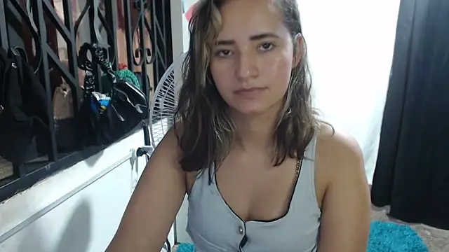 annie clark2 online show from November 6, 2025, 9:26 pm