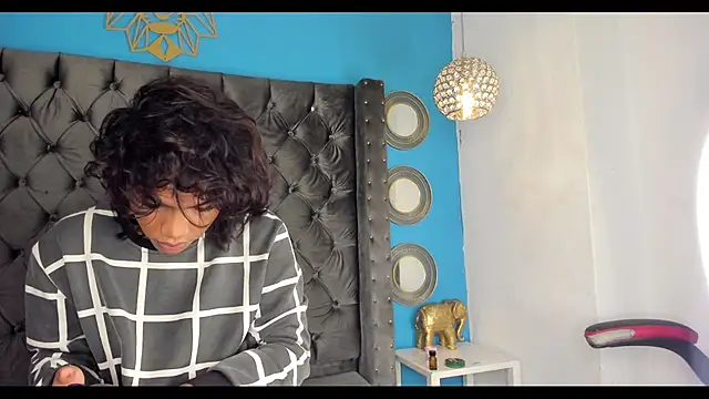 Snapshot of bxby_dolls chatting on October 7, 2025, 7:27 am bxby dolls online show from October 7, 2025, 7:27 am