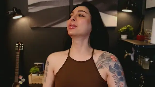 LUNACOCKSLAYER online show from November 21, 2025, 12:04 pm