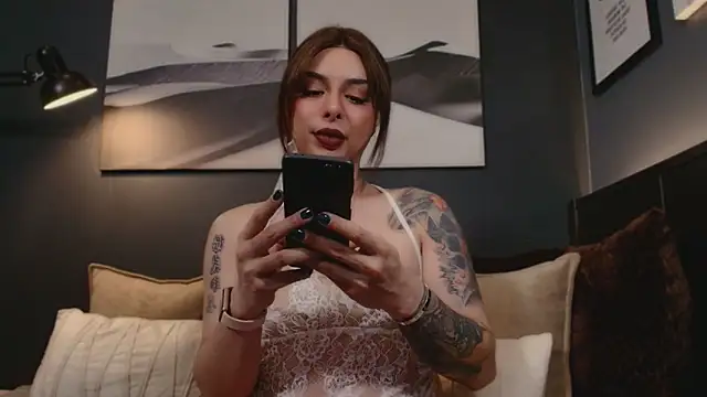 Snapshot of LUNACOCKSLAYER chatting on February 26, 2026, 10:36 am LUNACOCKSLAYER online show from February 26, 2026, 10:36 am