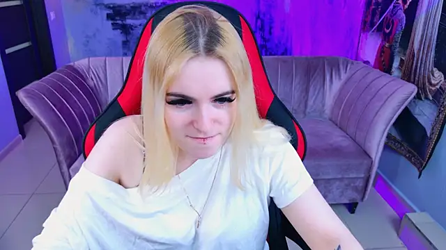 Stef Nicks online show from April 5, 2026, 9:06 am