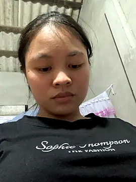 Snapshot of NhuFox chatting on September 23, 2025, 12:52 pm NhuFox online show from September 23, 2025, 12:52 pm