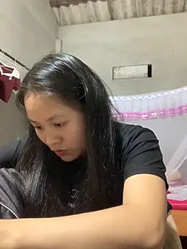 NhuFox online show from November 11, 2025, 12:49 pm