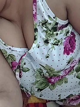 Snapshot of Anjali143142 chatting on September 8, 2025, 6:51 pm Anjali143142 online show from September 8, 2025, 6:51 pm