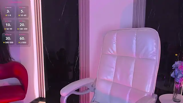 Sussyrosse  online show from March 4, 2026, 12:33 pm