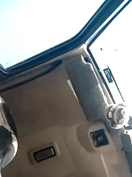 N i k o l a u online show from April 22, 2026, 1:56 pm