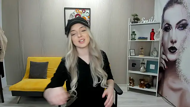 JaquelinLaurent online show from September 19, 2025, 6:52 pm