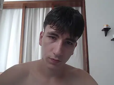 Snapshot of younewmaster chatting on November 7, 2025, 6:08 pm younewmaster online show from November 7, 2025, 6:08 pm