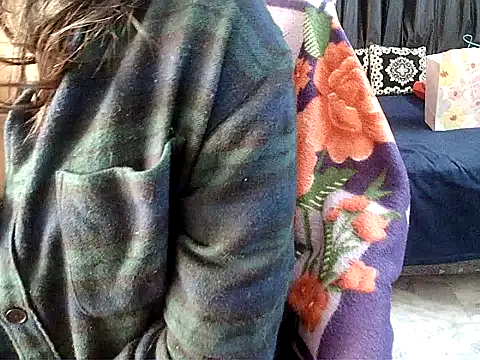 Snapshot of Anaconda-Mall chatting on February 1, 2026, 6:50 pm Anaconda-Mall online show from February 1, 2026, 6:50 pm