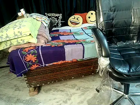 Snapshot of Anaconda-Mall chatting on February 5, 2026, 6:12 pm Anaconda-Mall online show from February 5, 2026, 6:12 pm