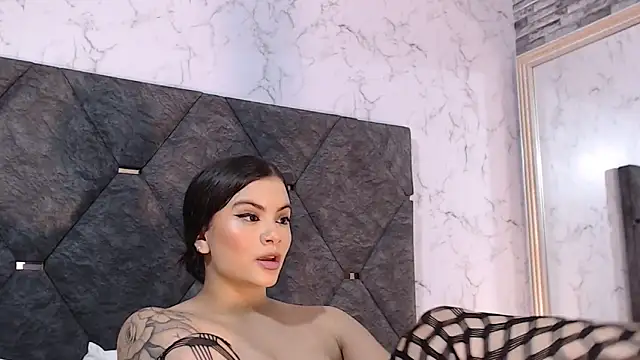 AmyMartinelli online show from February 13, 2026, 11:34 pm