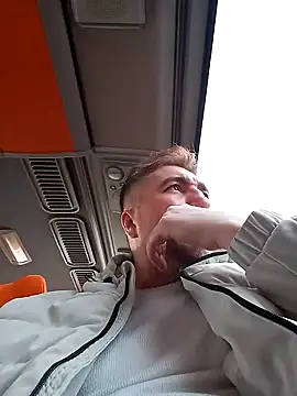 mert0359 online show from December 20, 2025, 1:18 pm