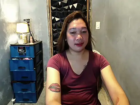 Snapshot of ur_sexymaurice chatting on May 4, 2026, 10:17 pm ur sexymaurice online show from May 4, 2026, 10:17 pm