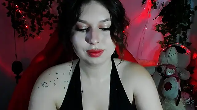 Snapshot of ChloeRicc chatting on May 24, 2026, 11:48 am ChloeRicc online show from May 24, 2026, 11:48 am