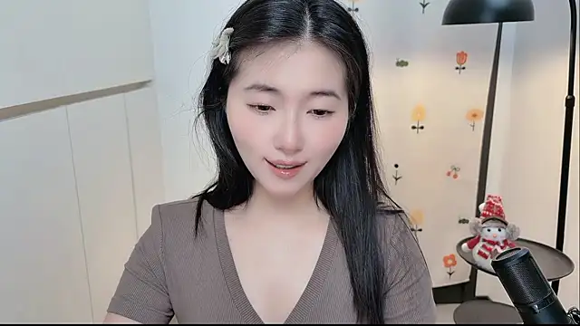 Rosalind xixi online show from June 1, 2026, 3:08 am