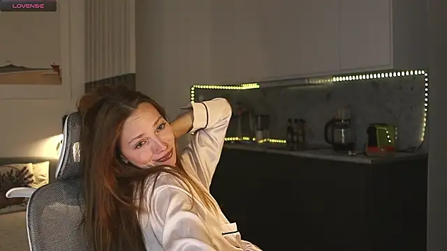 Snapshot of soguesswhat chatting on February 9, 2026, 1:37 pm soguesswhat online show from February 9, 2026, 1:37 pm