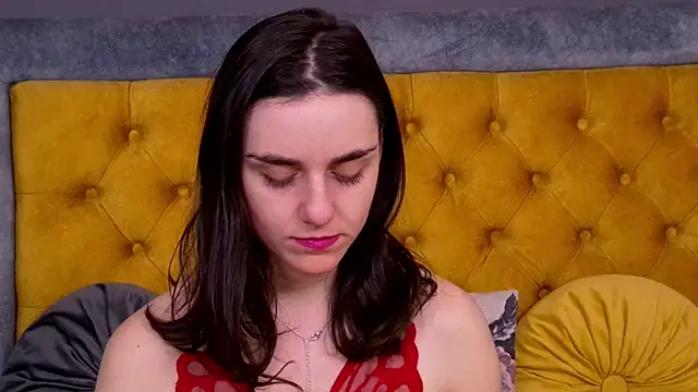 Jessica White  online show from January 9, 2026, 4:48 am