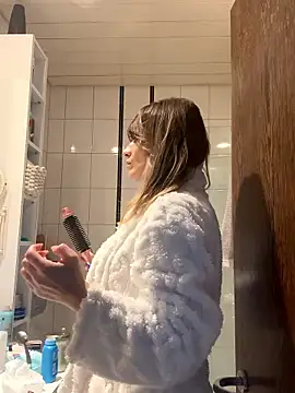 Snapshot of IsabellaEtha chatting on January 9, 2026, 1:25 pm IsabellaEtha online show from January 9, 2026, 1:25 pm