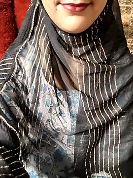 Snapshot of Indian-Aleena chatting on September 18, 2025, 10:17 am Indian-Aleena online show from September 18, 2025, 10:17 am