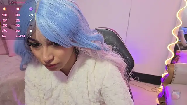 HANNI TAY online show from January 8, 2026, 11:45 am