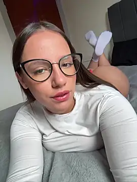 AlessiaaRuso1 online show from January 9, 2026, 7:26 pm