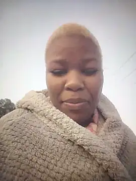 Snapshot of Seductive_Yellow_Titties chatting on September 11, 2025, 4:45 am Seductive Yellow Titties online show from September 11, 2025, 4:45 am