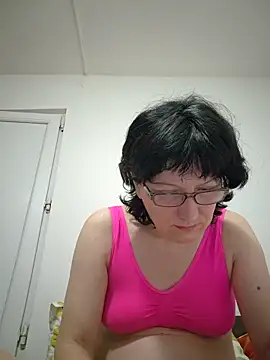 Snapshot of Vera_Elle chatting on March 28, 2026, 6:29 pm Vera Elle online show from March 28, 2026, 6:29 pm