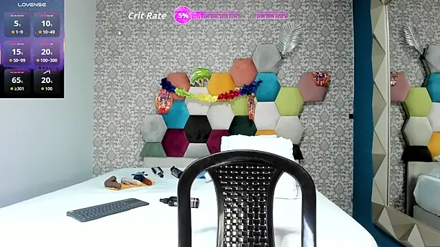 Snapshot of amarantha_hanss chatting on October 13, 2025, 5:13 pm amarantha hanss online show from October 13, 2025, 5:13 pm