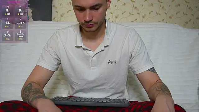 johnstoneisland online show from April 29, 2026, 6:36 pm
