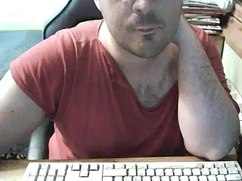 Snapshot of BENDER_50000 chatting on April 4, 2026, 4:26 pm BENDER 50000 online show from April 4, 2026, 4:26 pm