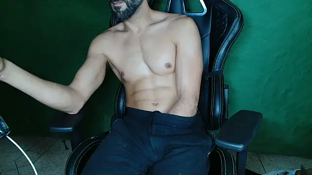 JUSTFORRICH online show from April 13, 2026, 1:44 am