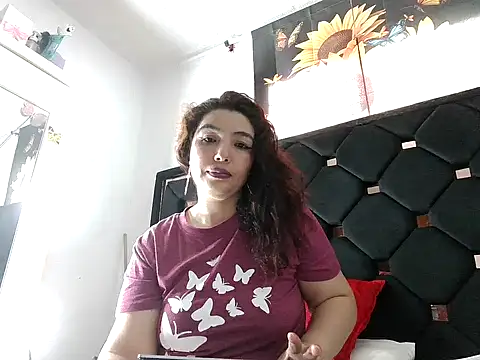 vegacristal88 online show from February 5, 2026, 10:47 pm