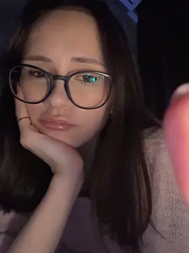 MartaBrent online show from December 14, 2025, 5:07 pm