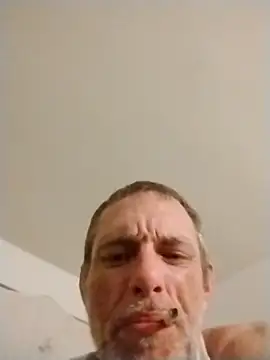jarjar83 online show from May 13, 2026, 6:11 am