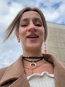 EvvaMur online show from September 11, 2025, 1:39 am