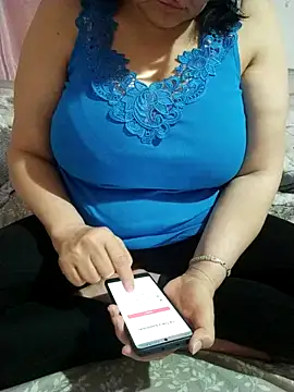 Snapshot of zerdaliii chatting on April 14, 2026, 5:52 pm zerdaliii online show from April 14, 2026, 5:52 pm