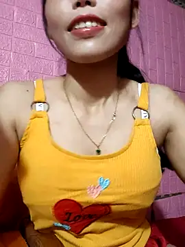 Ingrid428 online show from September 15, 2025, 3:12 pm