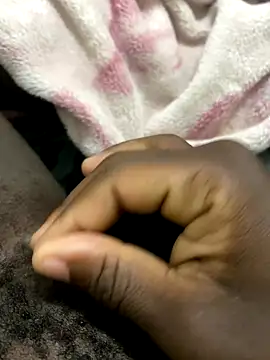 Snapshot of midravelta chatting on September 15, 2025, 7:14 pm midravelta online show from September 15, 2025, 7:14 pm