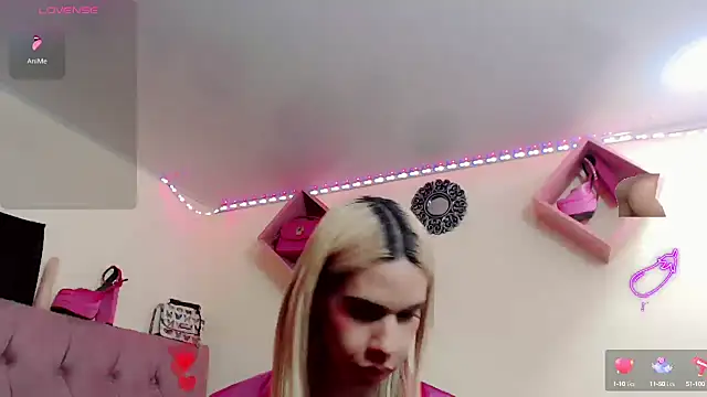 Snapshot of Percy-99 chatting on September 19, 2025, 5:31 am Percy-99 online show from September 19, 2025, 5:31 am