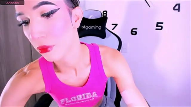 Snapshot of fhalon_foxxxys_ chatting on September 26, 2025, 1:26 pm fhalon foxxxys  online show from September 26, 2025, 1:26 pm