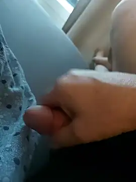 nikfu274 online show from September 17, 2025, 6:26 am