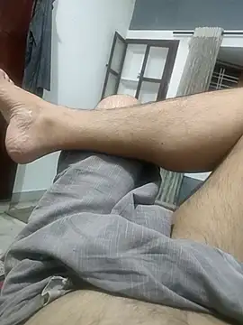 messiclaps online show from November 25, 2025, 6:08 pm