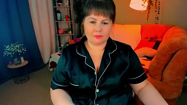 Snapshot of CrystaalStaar chatting on July 13, 2026, 8:33 pm CrystaalStaar online show from July 13, 2026, 8:33 pm