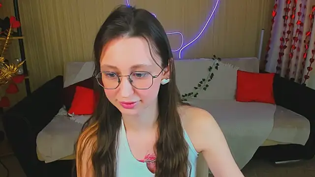 YourLovellyStory online show from March 5, 2026, 1:18 pm